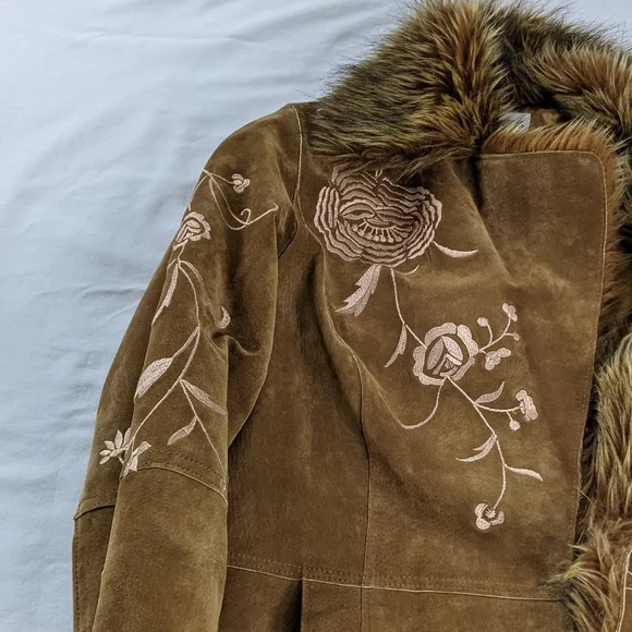 ✌️Penny Lane Brown Faux Fur Trimmed Women's Suede Leather Jacket 🎸 - Picture 13 of 15
